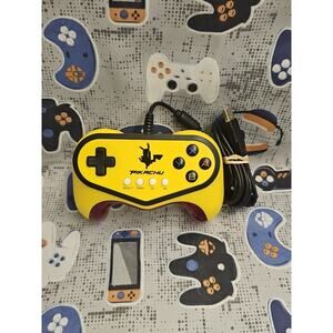 Wired HORI Wii U Pokken Tournament Pro Pad Pikachu Edition Pokémon Controller